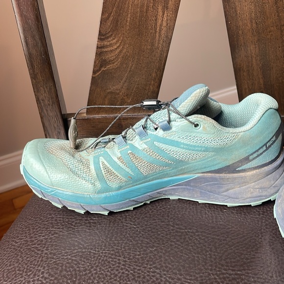 Salomon trail running sz 7.5 waterproof teal sneaker - Picture 3 of 7